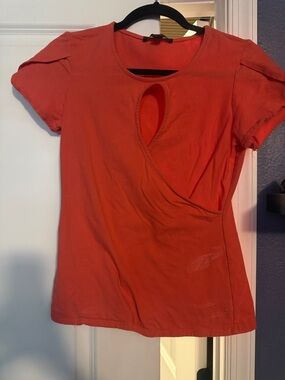 Boston Proper Coral Short Sleeve Cutout Tee